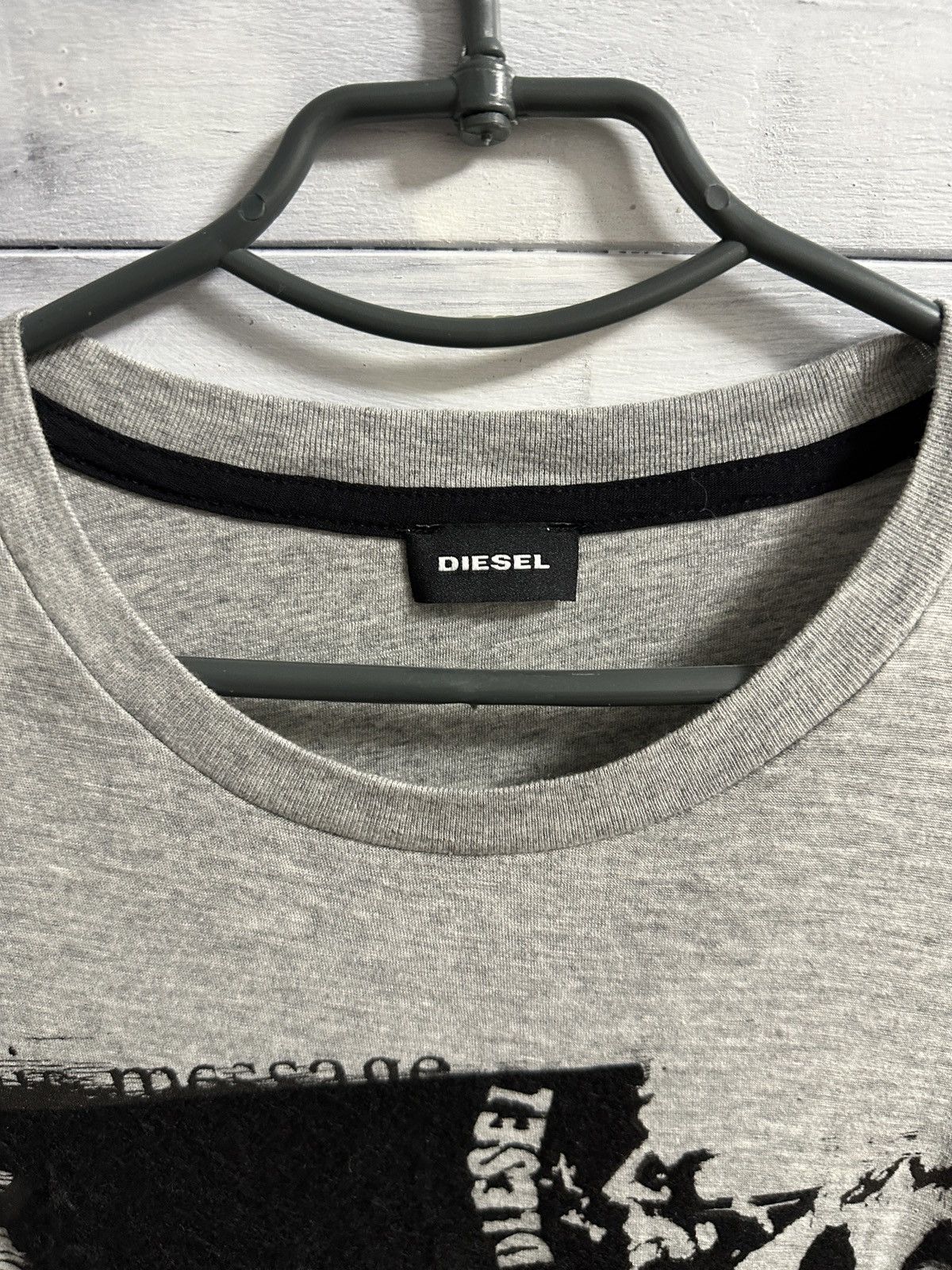 Diesel Rare Luxury T-Shirt Diesel Punk Logo Y2K style. Size US L / EU 52-54 / 3 - 7 Thumbnail