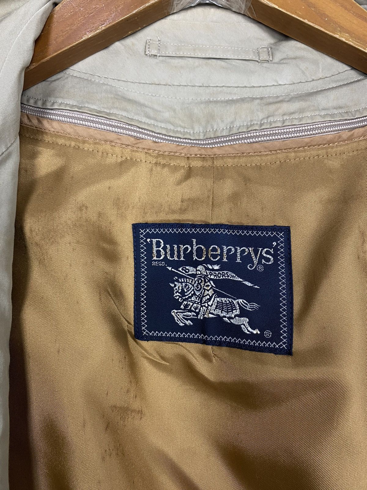 Burberry Rare‼️ Vintage Burberrys Belted Trench Coat Size US L / EU 52-54 / 3 - 5 Thumbnail