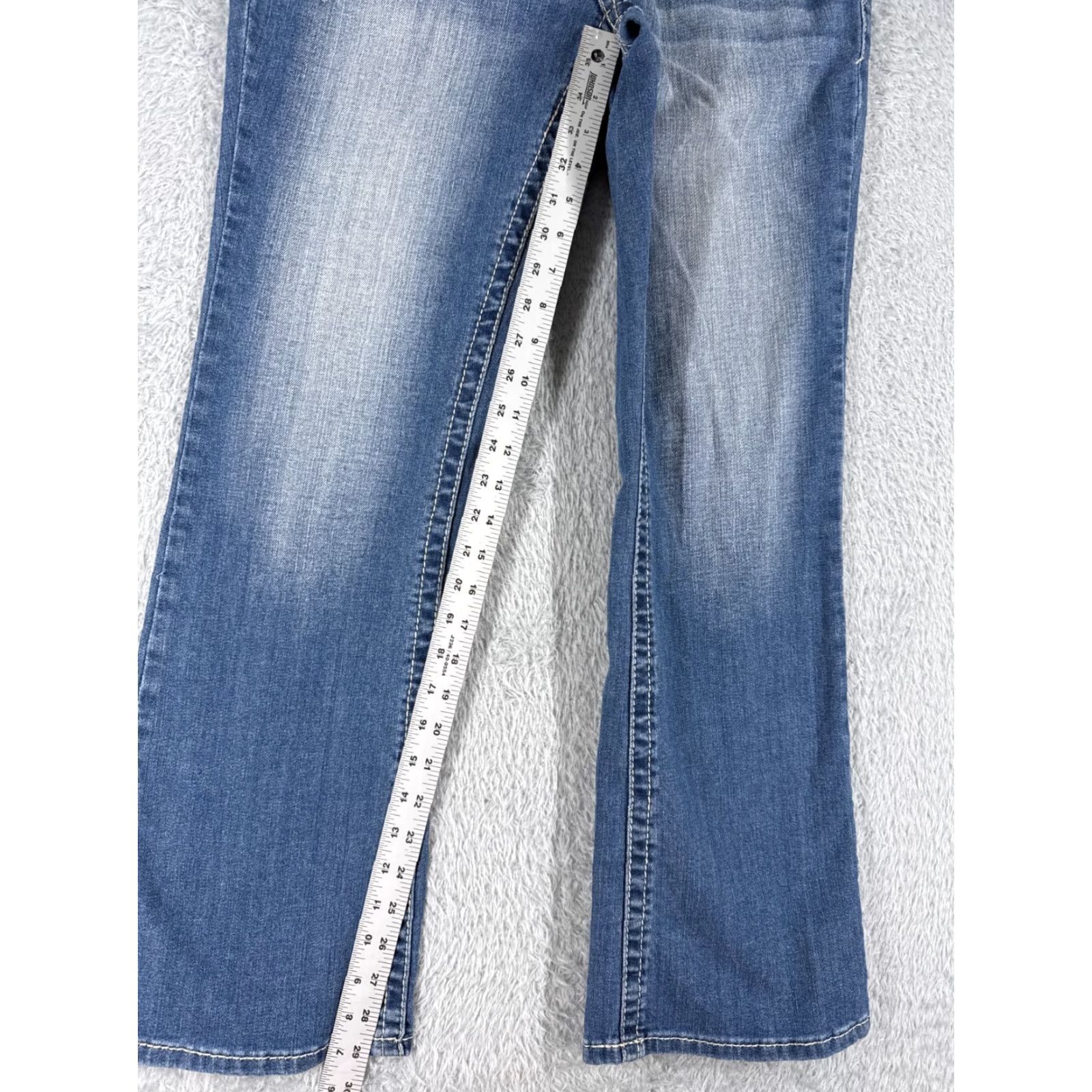 Vintage Maurices Jeans Women 5 Blue Denim Flared Low Rise 30x29 Cotton Embroidered Distressed 5-Pocket Design Vintage: No Size 27" / US 4 / IT 40 - 7 Thumbnail
