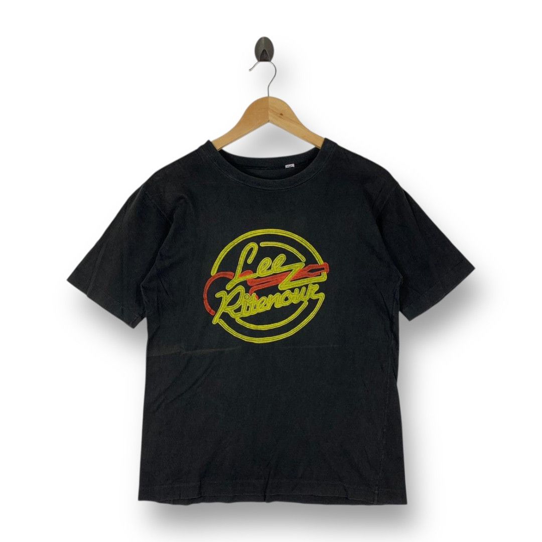Other Vintage 1982 The Lee Ritenour Band Japan Tour Tee Size US M / EU 48-50 / 2 - 1 Thumbnail