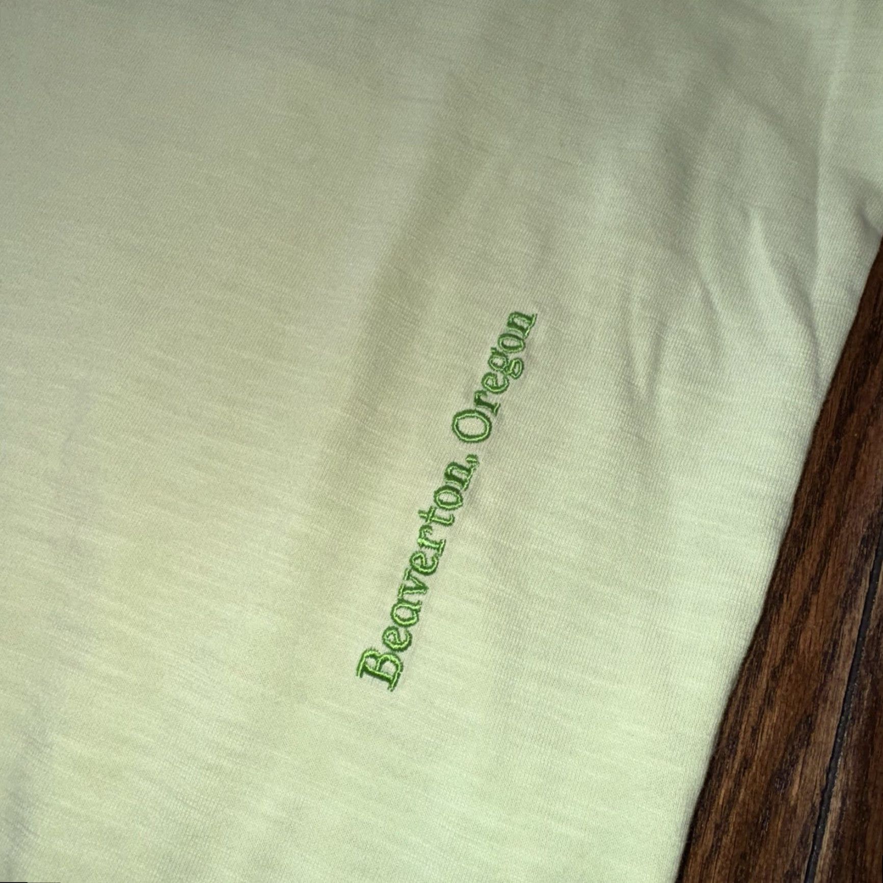 Nike Nike Shirt Men’s Large Green World Tour Glow In The Dark DA0629-383 Sportswear Logo Size US L / EU 52-54 / 3 - 6 Thumbnail