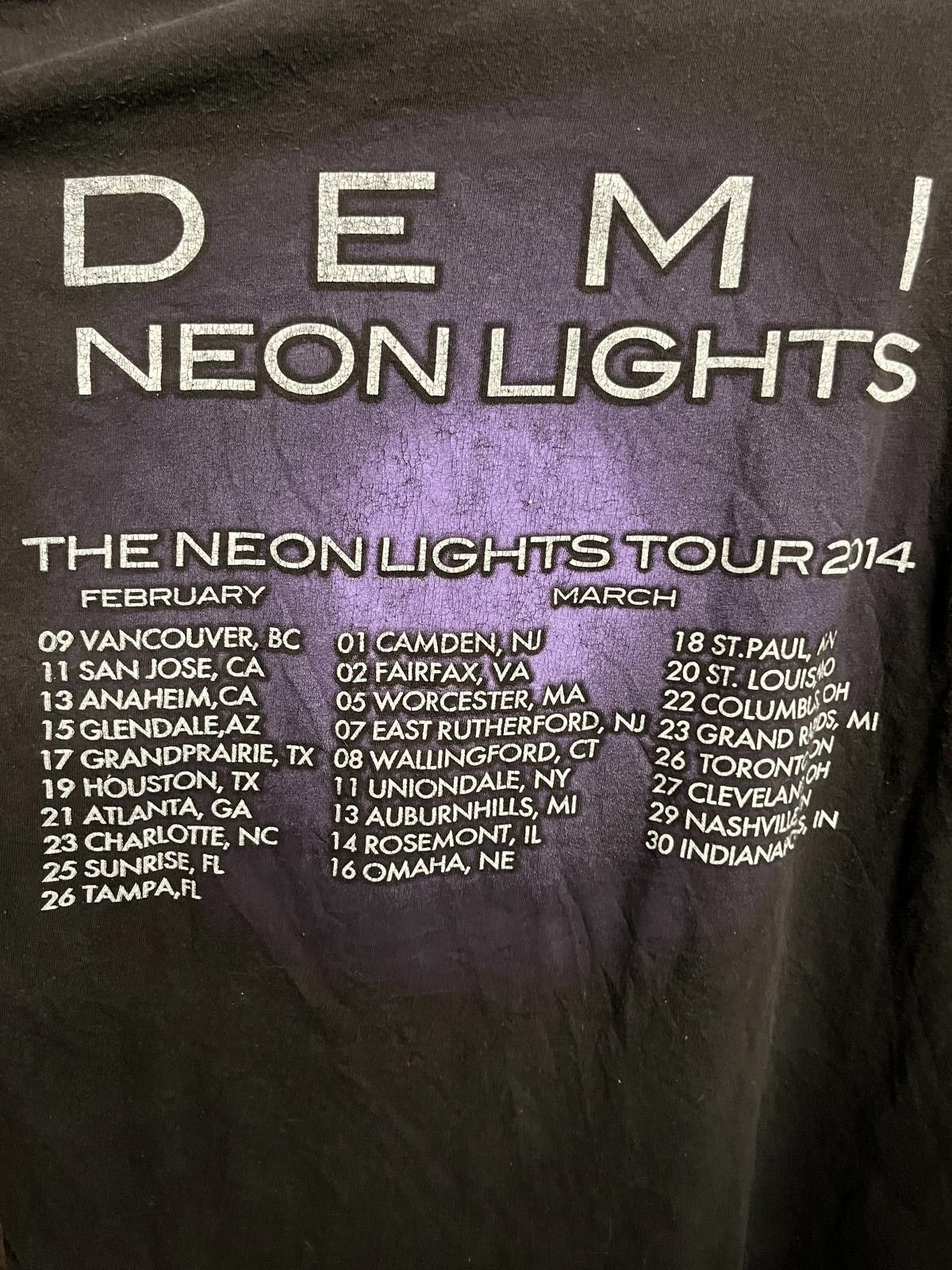 Designer Demi L9vato T-shirt - Demi Neon Lights Tour Tee - L Size US L / EU 52-54 / 3 - 5 Thumbnail