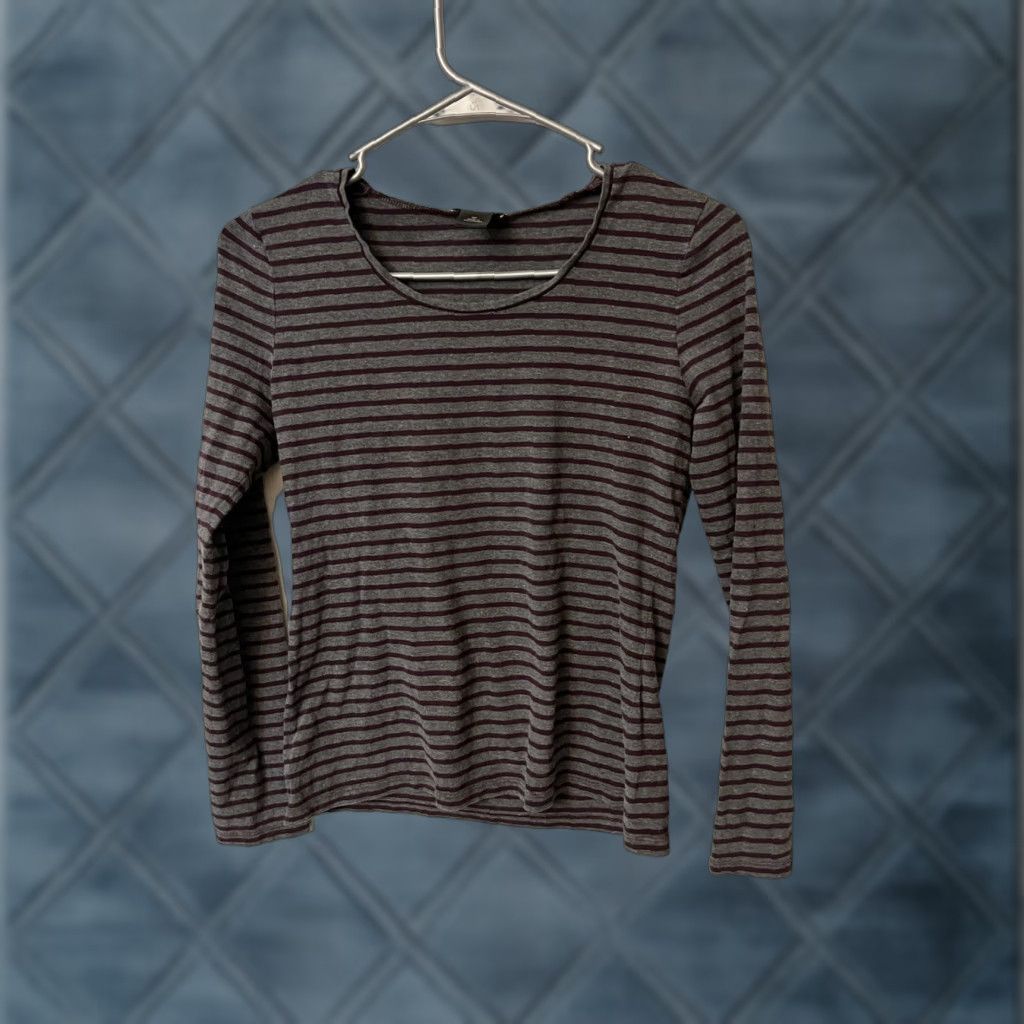 Vintage Ann Taylor Loft Top Women Petite PS Gray Striped Long Sleeve T-Shirt Boat Neck Swing Casual Shirt Womens Size S / US 4 / IT 40 - 1 Thumbnail