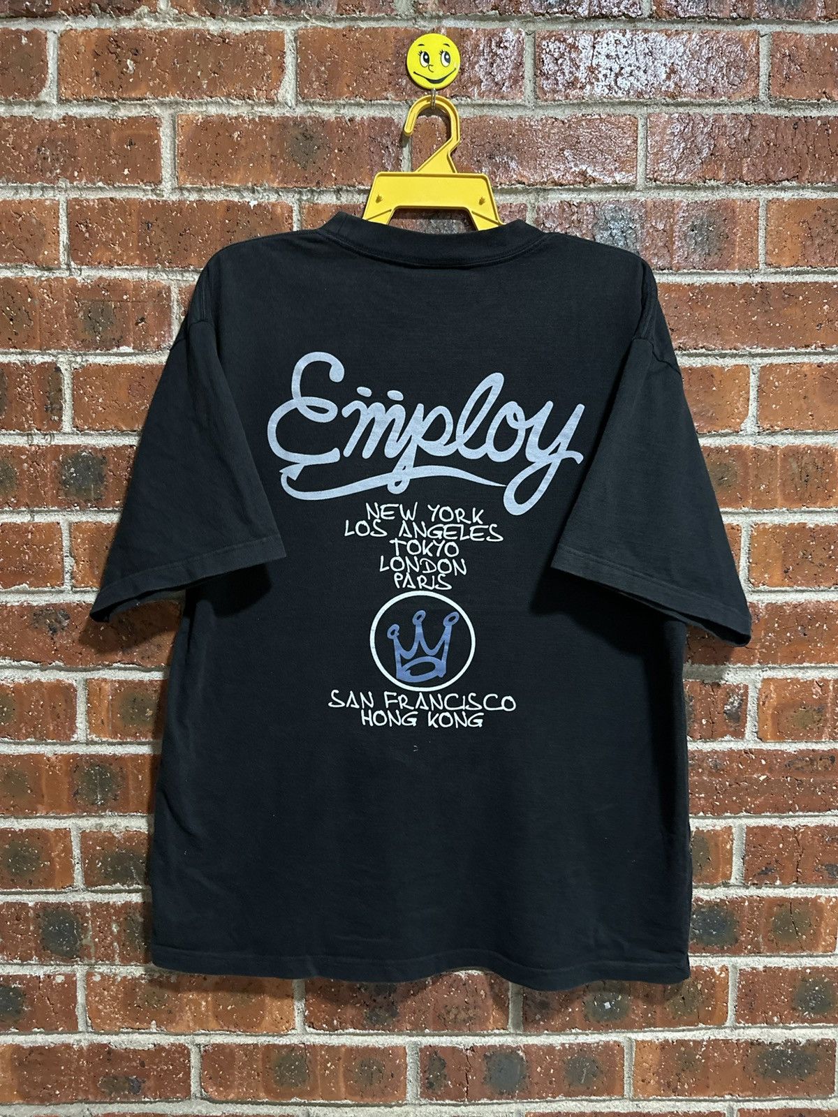 Vintage Street Culture Brooklyn Santana Faded Tee Size US XL / EU 56 / 4 - 1 Thumbnail