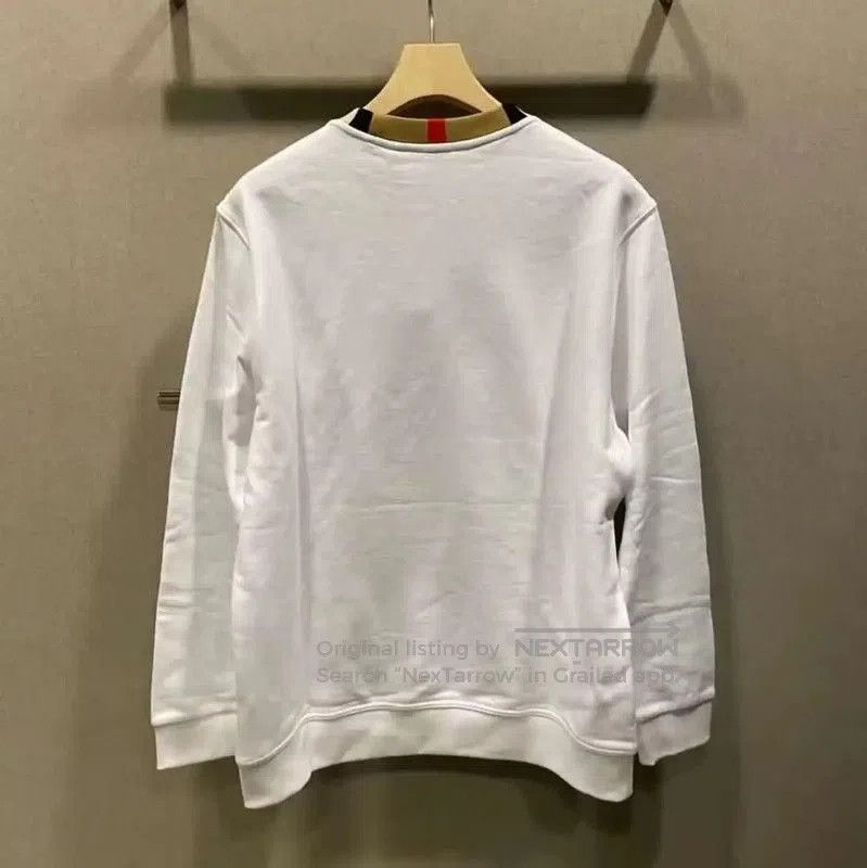 Burberry Burberry Logo Check Long Sleeve Sweatshirt. Size US S / EU 44-46 / 1 - 4 Thumbnail