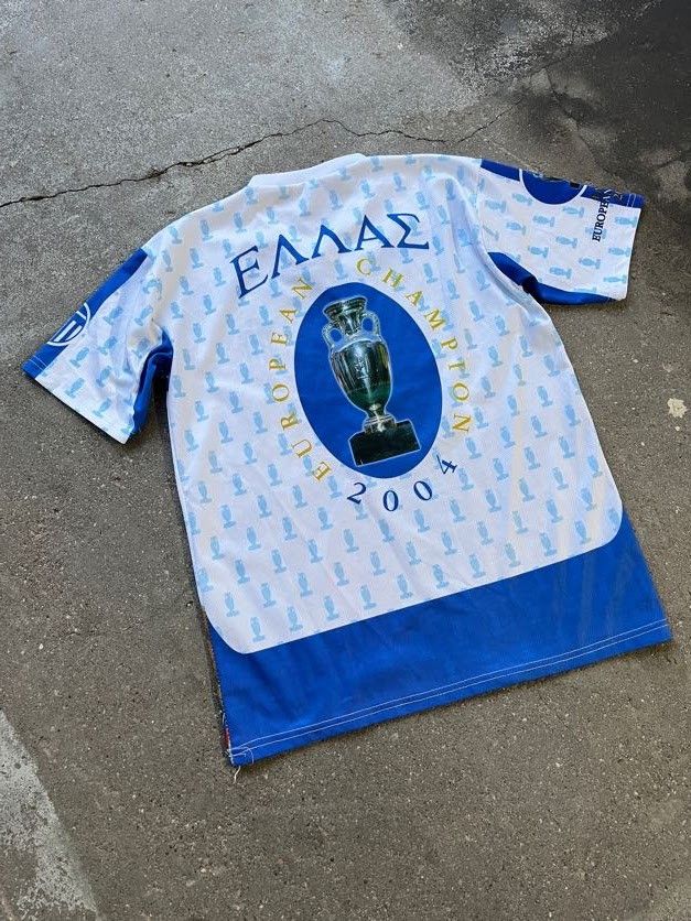 Other Greece 2004 European Champion football tee Size US M / EU 48-50 / 2 - 4 Thumbnail