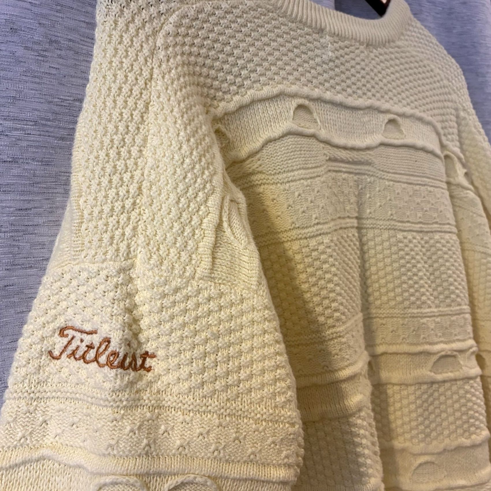 Vintage Titleist Sweater Mens Large Yellow Geometric Cotton Knit Golfing V-Neck 90s, Men's — image 6 of 6