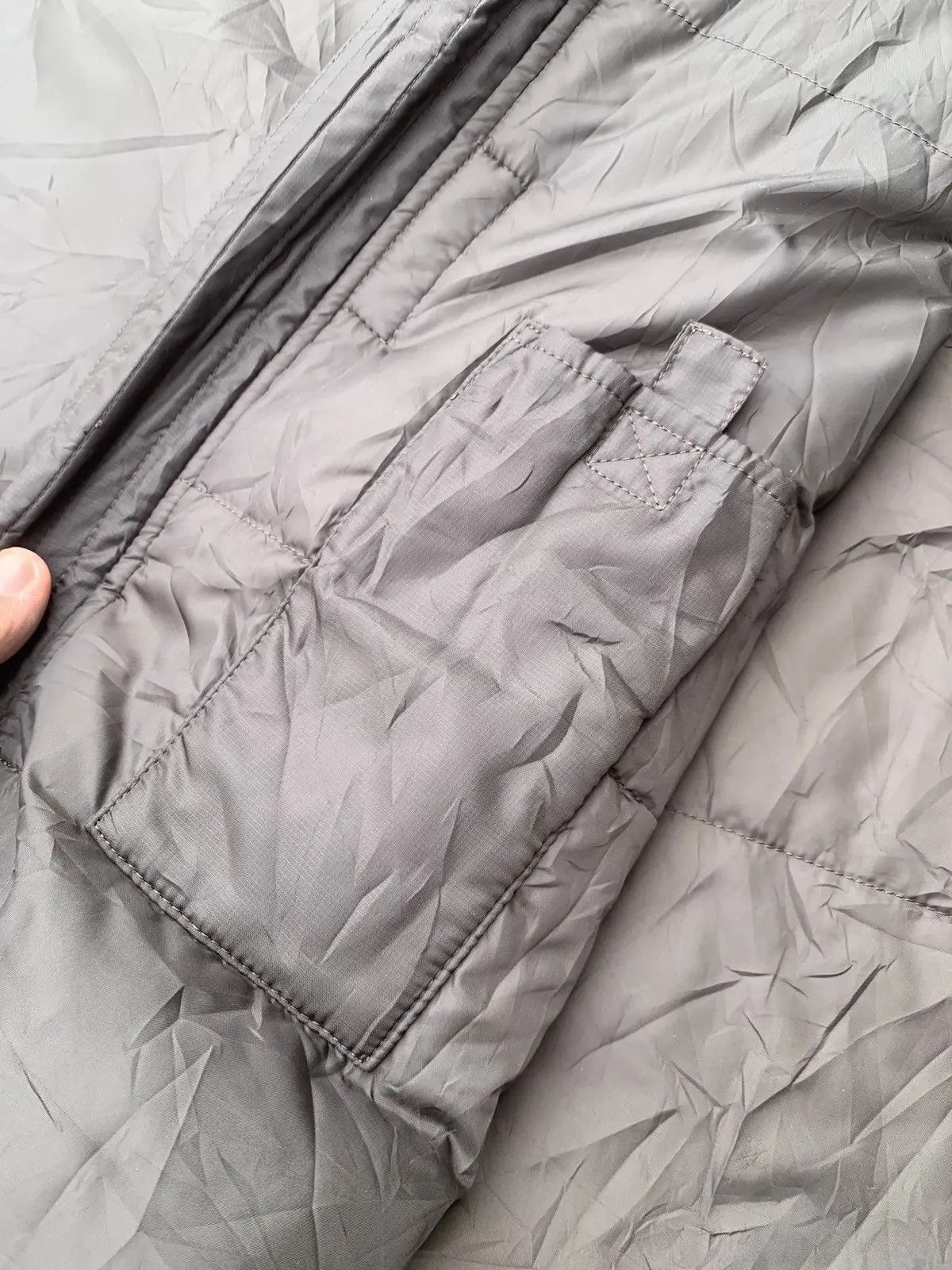 Jun Takahashi × Undercover × Uniqlo UNIQLO PUFFER JACKET Size US M / EU 48-50 / 2 - 5 Thumbnail