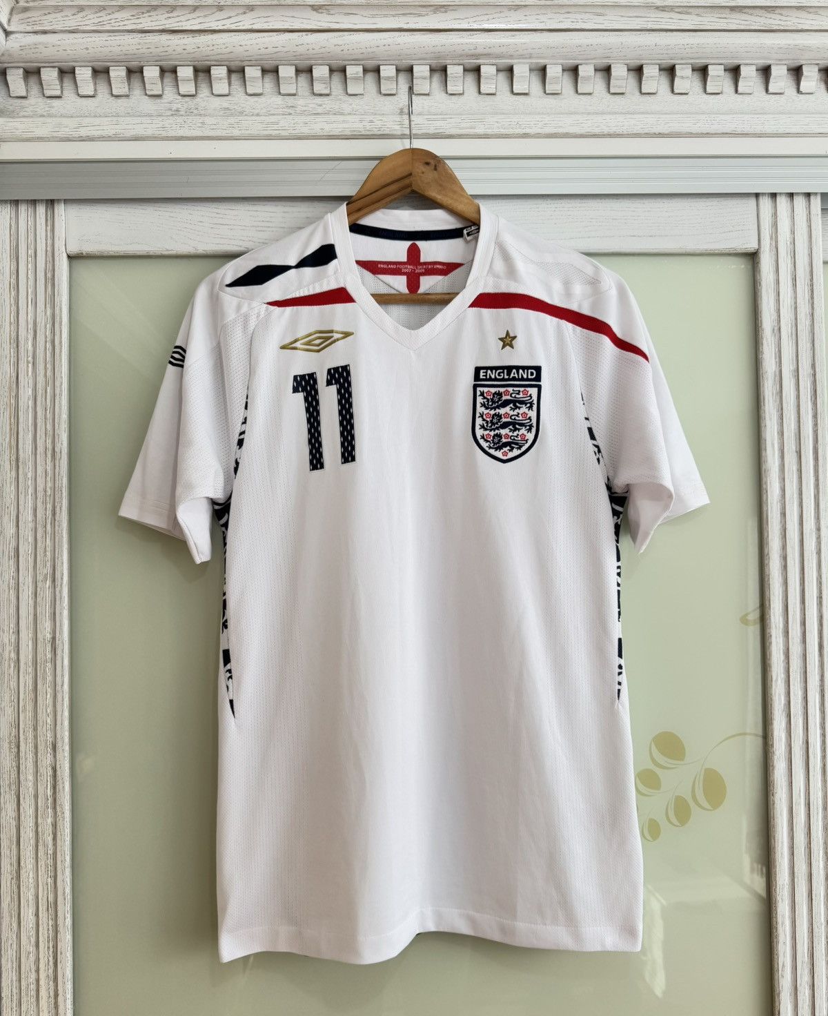 Umbro × Vintage J.Cole #11 England 2008-2009 Home Soccer Jersey Football Kit Size US S / EU 44-46 / 1 - 1 Thumbnail