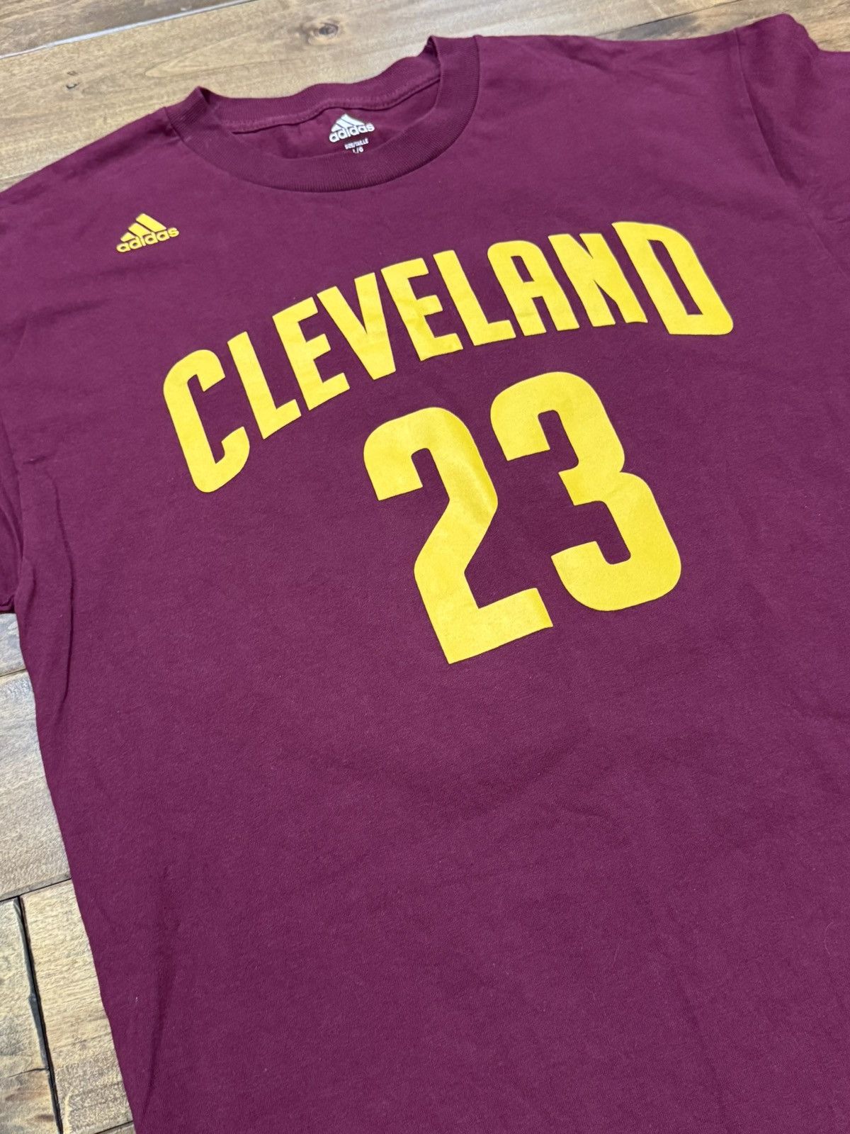 Adidas Cleveland Lebron James T shirt Size US L / EU 52-54 / 3 - 9 Thumbnail