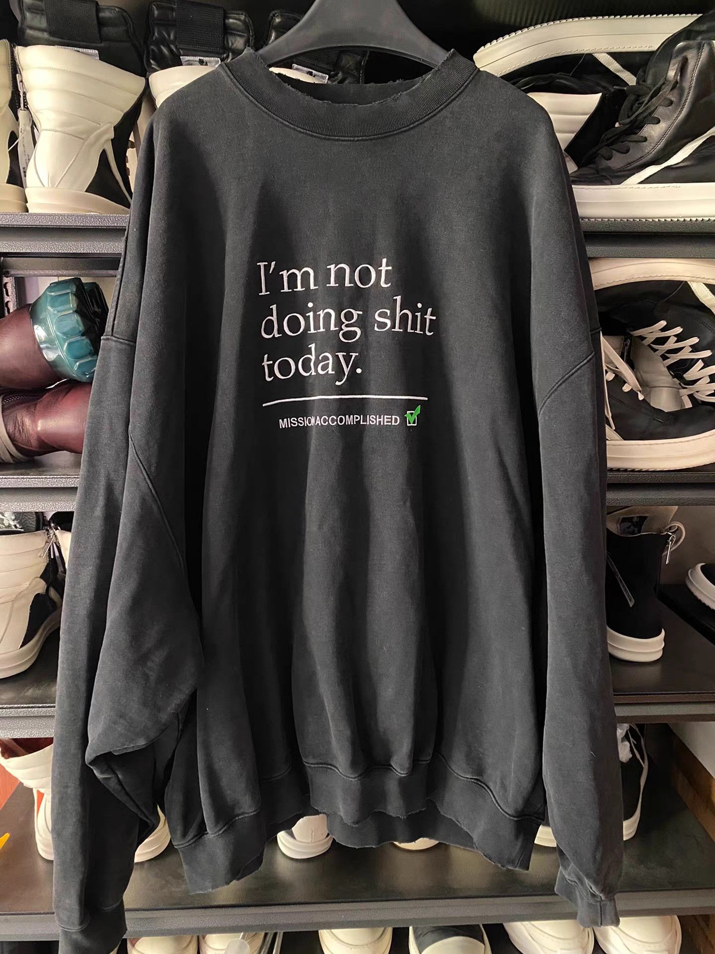 Vetements Vetements 23ss Lazy Sweatshirt Size US M / EU 48-50 / 2 - 1 Thumbnail