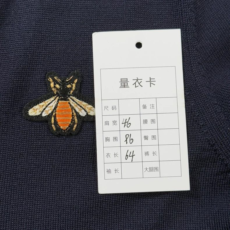 Gucci Gucci Little bee dark blue cardigan jacket 2503-Nextarrow Size US S / EU 44-46 / 1 - 4 Thumbnail
