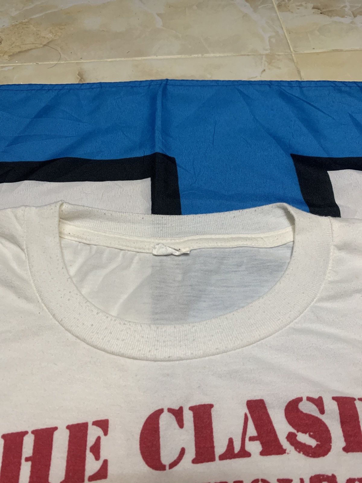 Band Tees Vintage The Clash Liberty Tshirt Band Tour 1979 Size US S / EU 44-46 / 1 - 7 Thumbnail