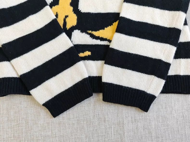 Gucci Gucci Snoopy Knit Sweater for Women - dmc Size US M / EU 48-50 / 2 - 6 Thumbnail