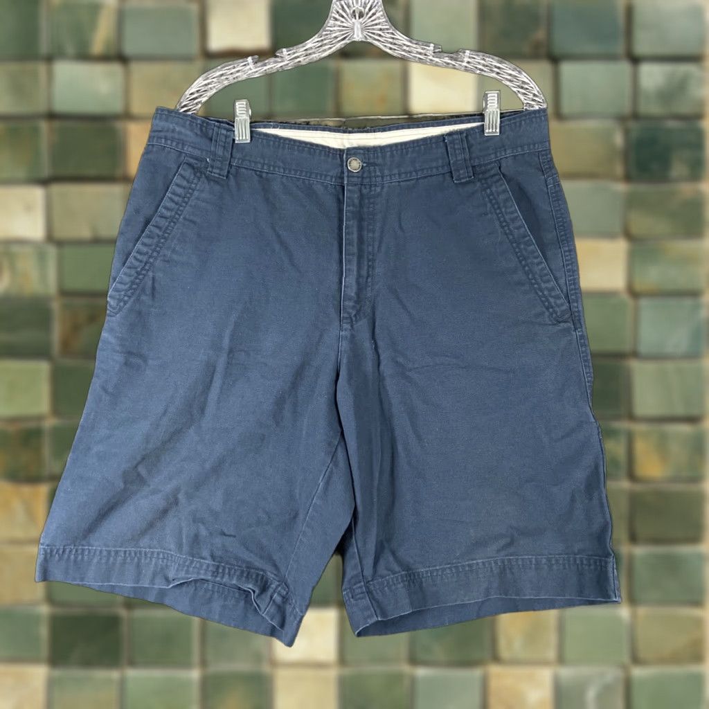 Vintage VINTAGE Columbia Shorts Men’s 36 Chino Blue Sportswear Department Mens Size US 36 / EU 52 - 1 Thumbnail