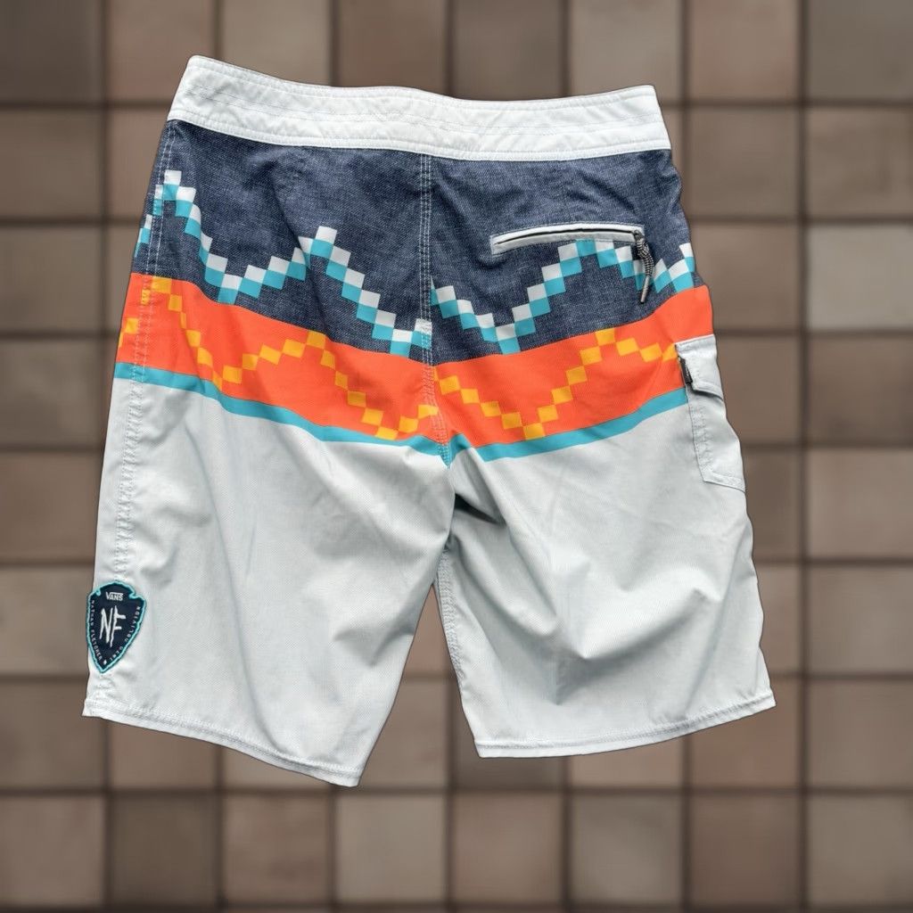 Vans VANS Nathan Fletcher Rising Swell Boardshort Men 30 Beach Swim Weekend Vacation Geometric Pattern Size US 30 / EU 46 - 1 Thumbnail