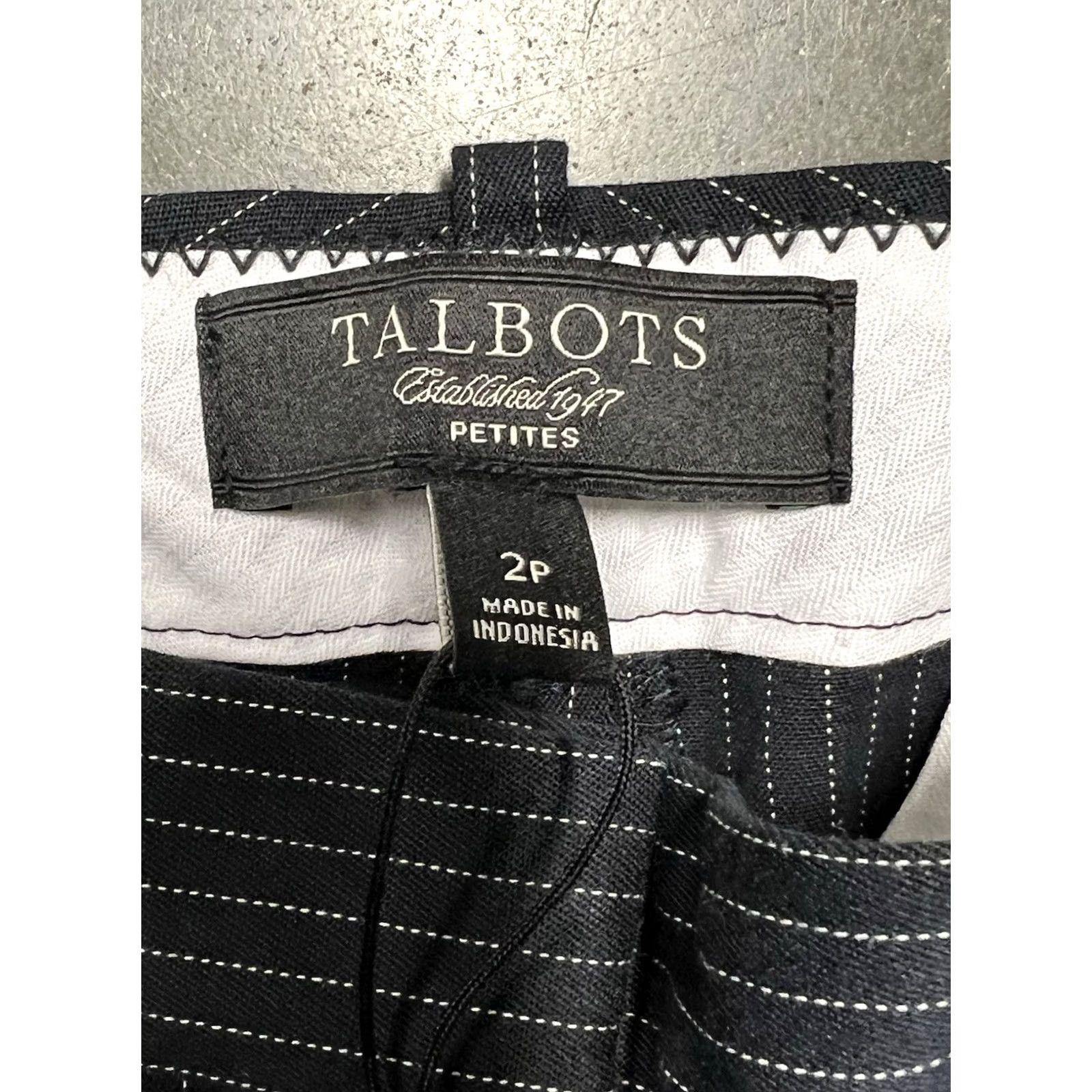 Talbots Talbots Women’s 2P Black Pinstripe Dress Pants Straight Leg Flat Front NWT Size 26" / US 2 / IT 38 - 3 Thumbnail