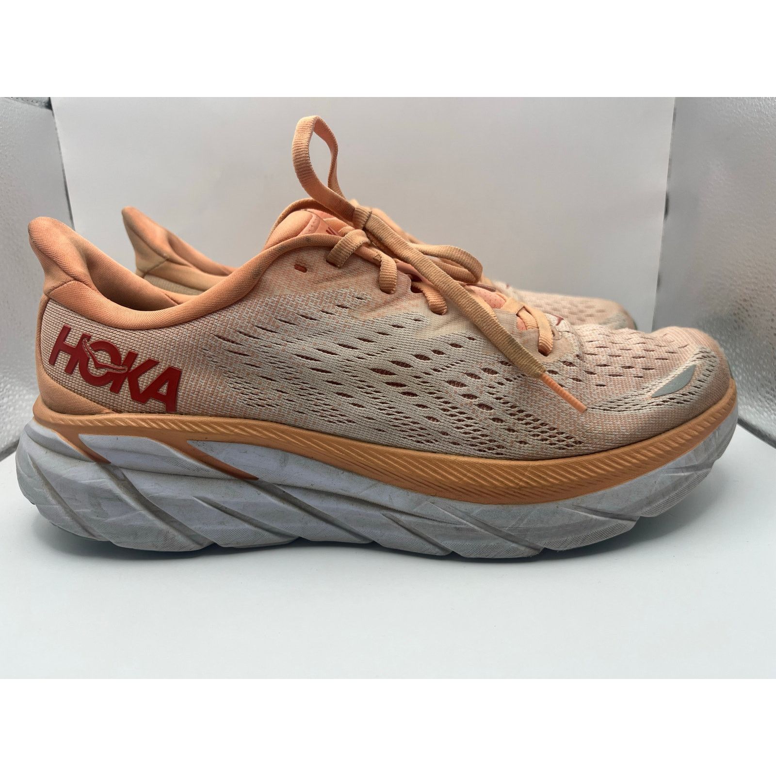 Hoka Hoka One One Clifton 8 Cantaloupe Running Shoes Women Size10 Size US 10 / IT 40 - 2 Thumbnail