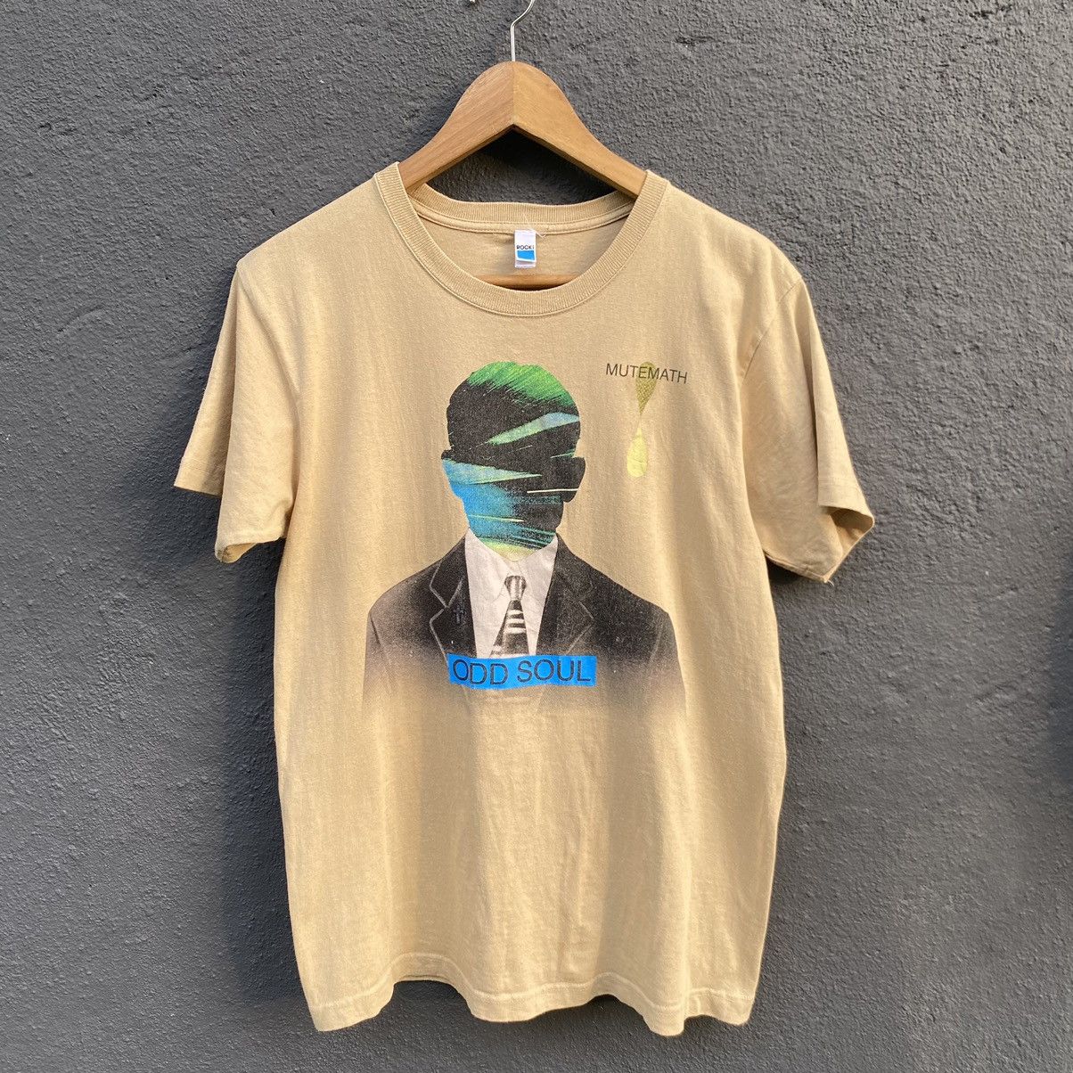 Band Tees Thrashed Faded Vintage Y2K Mutemath Band ERD GRUNGE TEE Size US M / EU 48-50 / 2 - 1 Thumbnail
