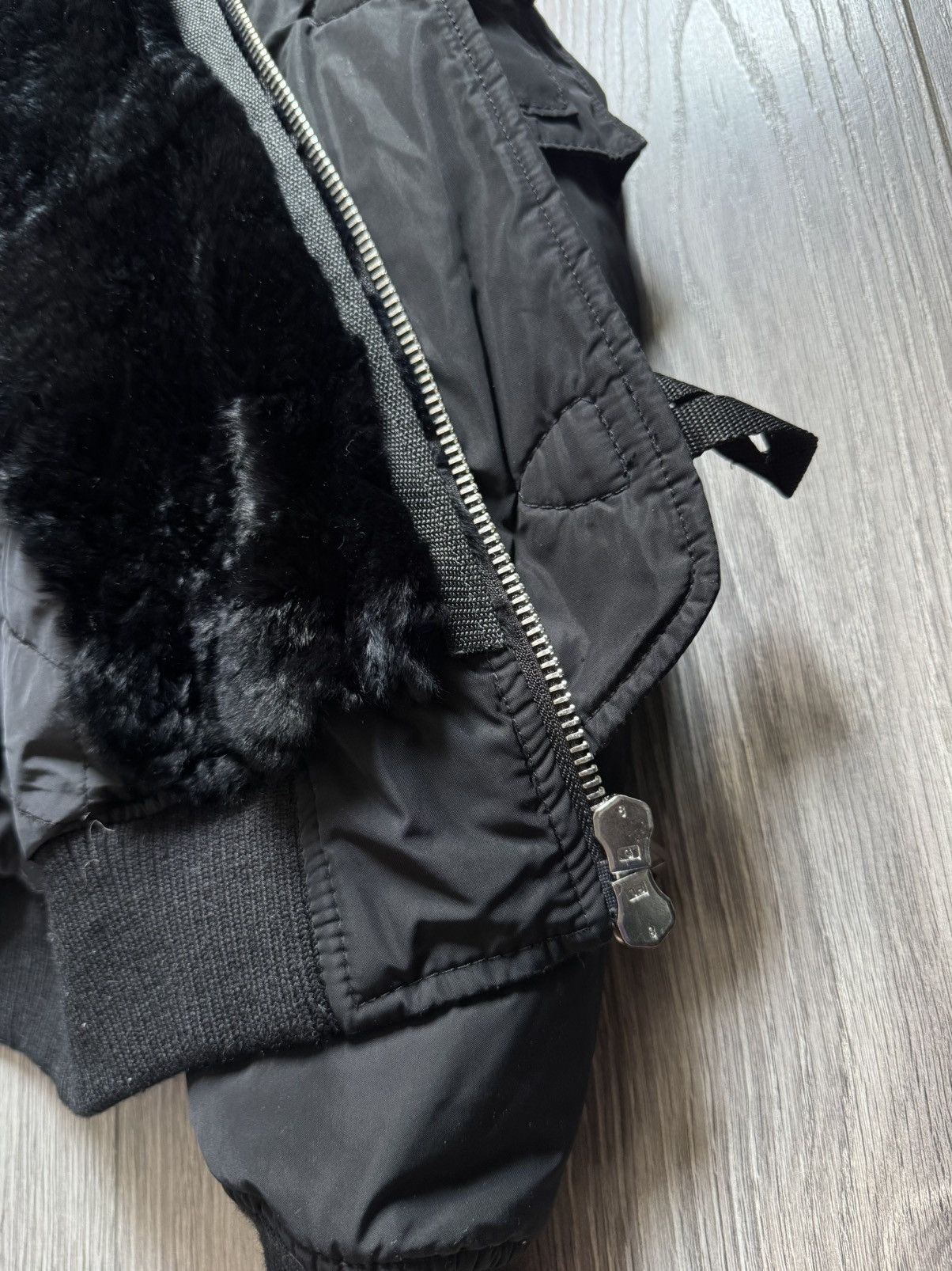Dsquared2 Dsquared2 Coyote Fur Bomber Jacket Black 42 Luxury RRP $2400 Size US XS / EU 42 / 0 - 9 Thumbnail