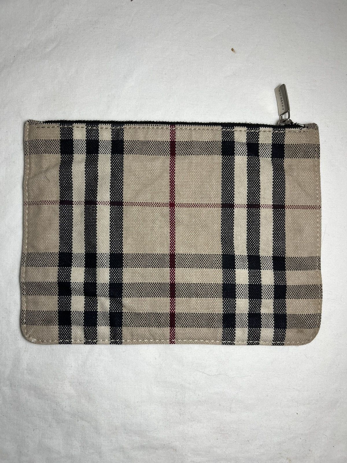 Burberry 🔴 Burberry Zip Pouch Wallet - Nova Check Size ONE SIZE - 1 Thumbnail