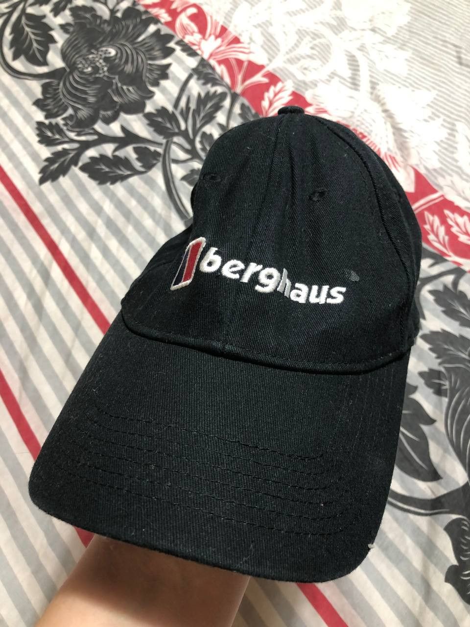 Berghaus × Vintage Vintage Fur Faux Fuzzy Y2k Ushanka Hat Size ONE SIZE - 5 Thumbnail