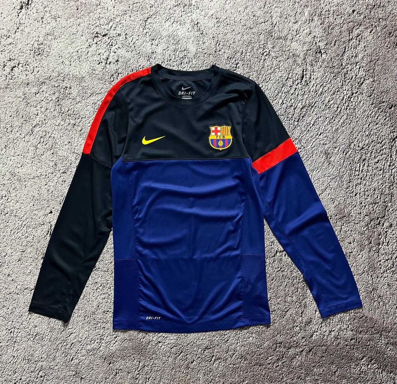 Other FC Barcelona Nike 2012-2013 Training Long Sleeve Jersey Size US S / EU 44-46 / 1 - 1 Thumbnail