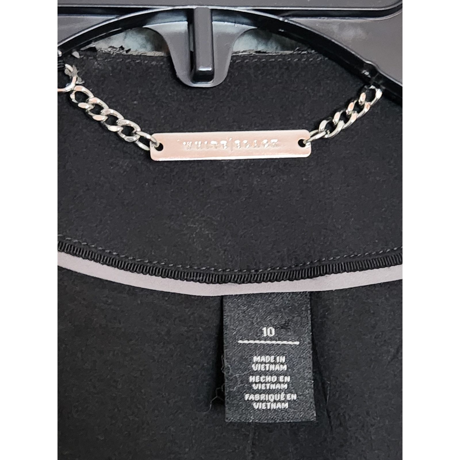 White House Black Market White House Black Market Wool Blend Pinstripe Blazer 10 Size L / US 10 / IT 46 - 3 Thumbnail