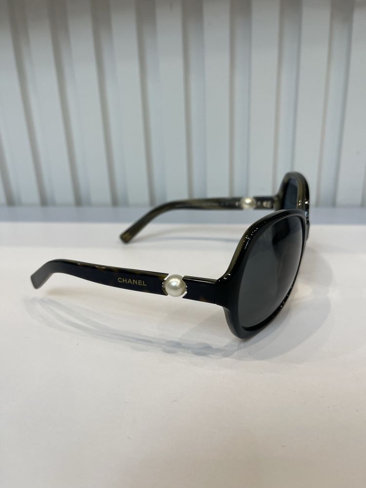Chanel Chanel Pearl Sunglasses Size ONE SIZE - 3 Thumbnail
