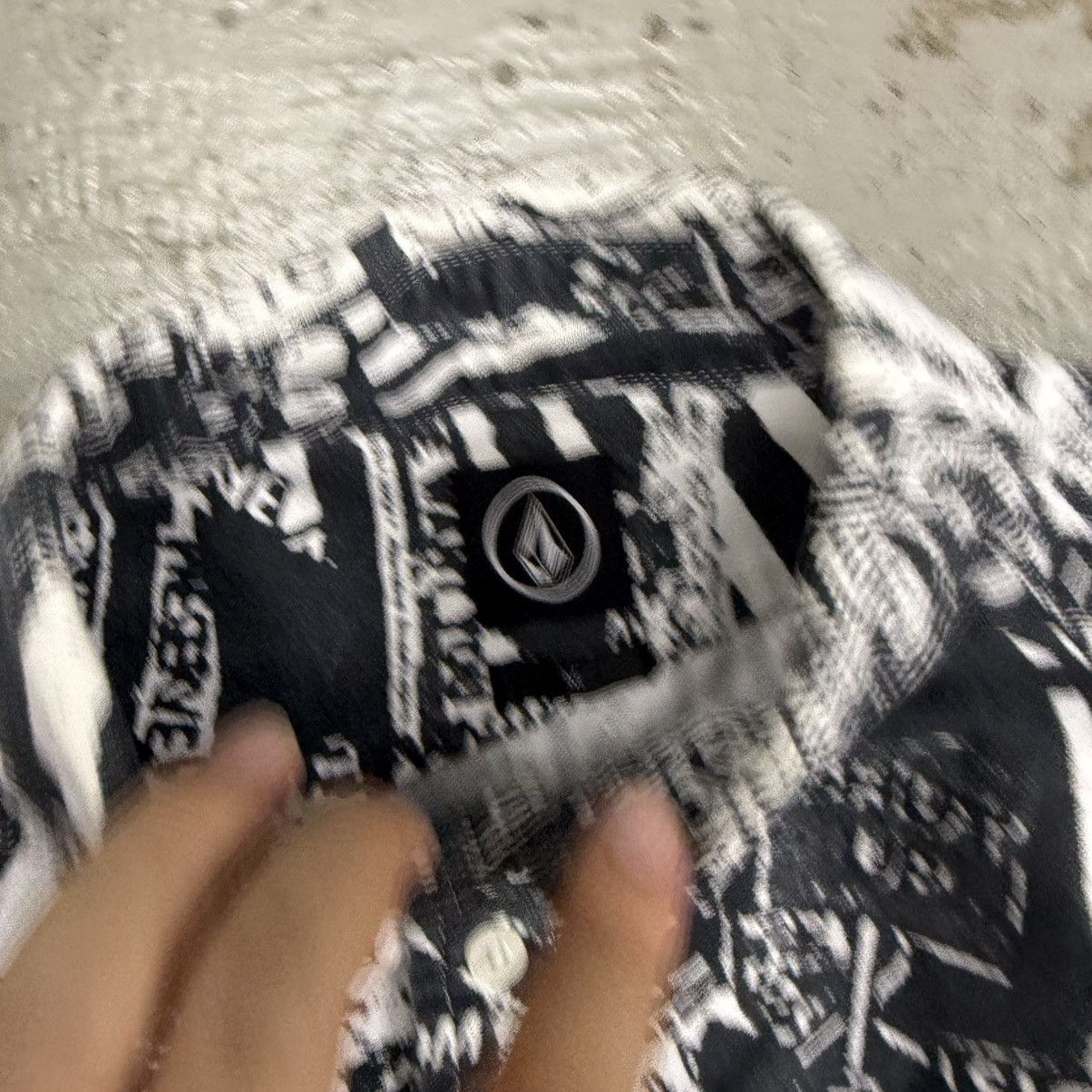 Volcom Volcom Skate Punk Anarchy All Over Print Button Ups Size US M / EU 48-50 / 2 - 7 Thumbnail