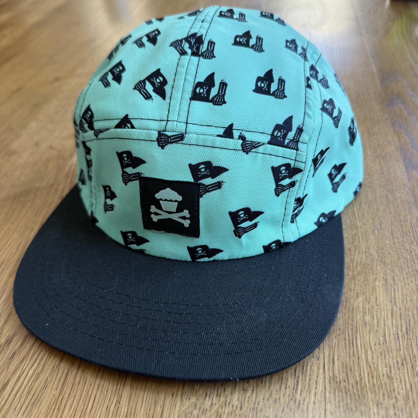 Johnny Cupcakes Johnny Cupcakes Five Panel Hat with Pirate Flag Pattern NWOT Size ONE SIZE - 1 Thumbnail