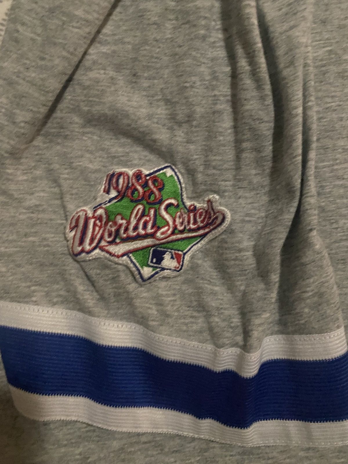 Mitchell & Ness Mitchell & Ness LA Dodgers V-Neck Shirt Size 2XL Size US XXL / EU 58 / 5 - 3 Thumbnail