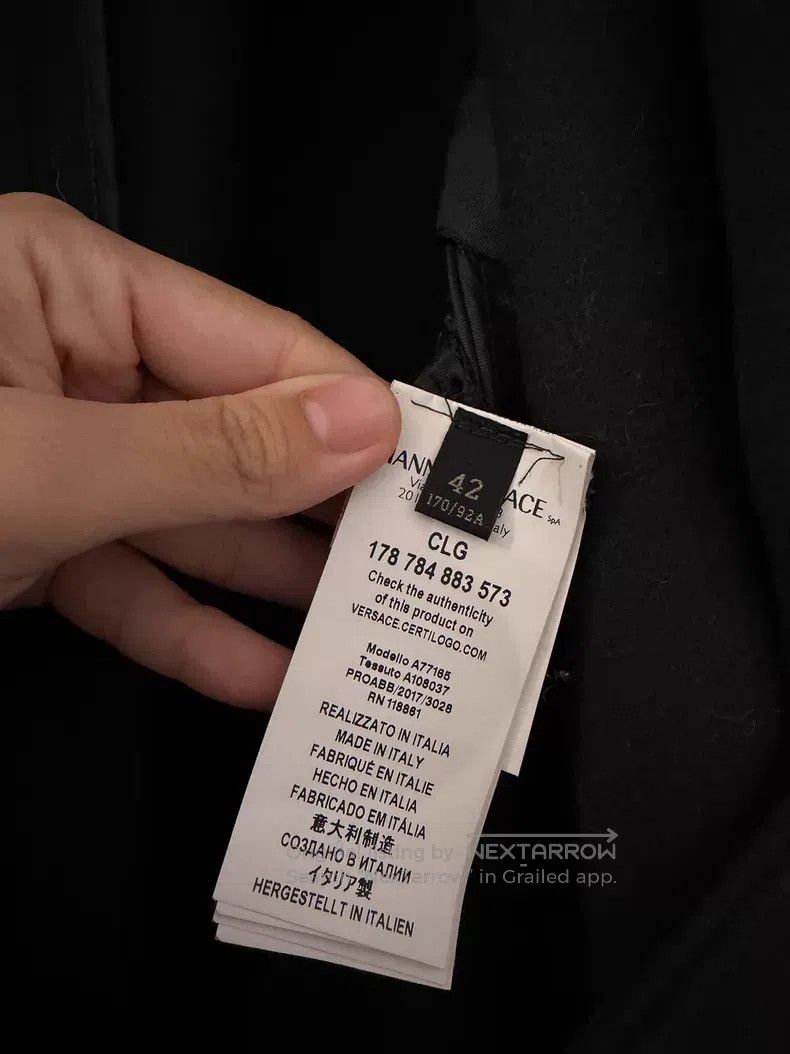 Versace Versace Black wool coat Size M / US 6-8 / IT 42-44 - 3 Thumbnail
