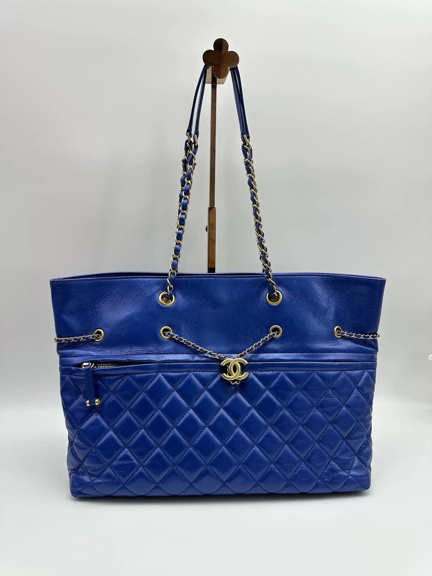 Chanel Pre-loved Bag Very good condition Size ONE SIZE - 1 Thumbnail