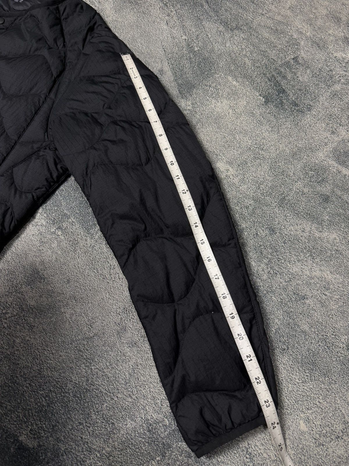 Uniqlo × White Mountaineering Uniqlo X White Mountaineering Ultra Light Down Jacket Size US L / EU 52-54 / 3 - 9 Thumbnail