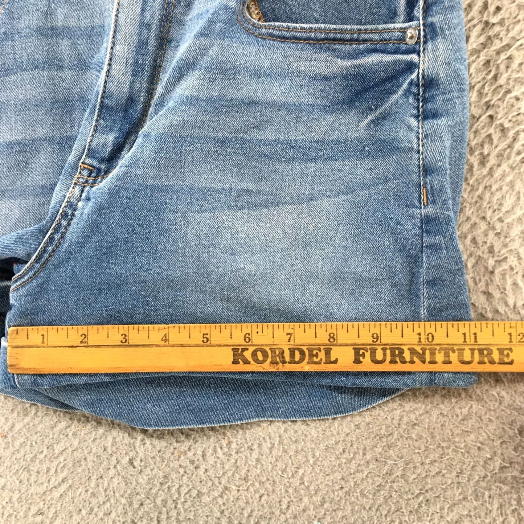 American Eagle Outfitters American Eagle Outfitters Mom Shorts Womens 6 Blue Medium Wash Denim Cuffed Button Size 28" / US 6 / IT 42 - 5 Thumbnail