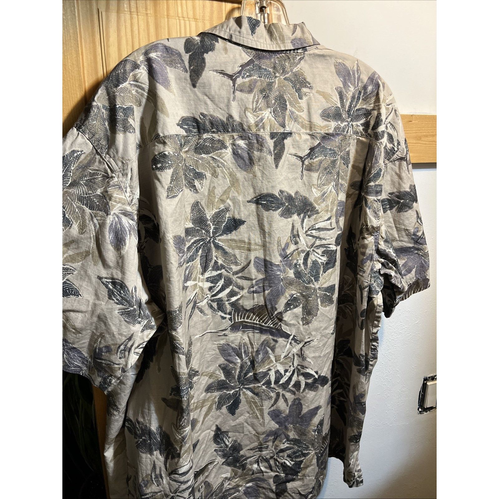 Columbia Columbia Men's Short Sleeve Casual Shirt Size XXL Gray Fish Size US XXL / EU 58 / 5 - 10 Thumbnail