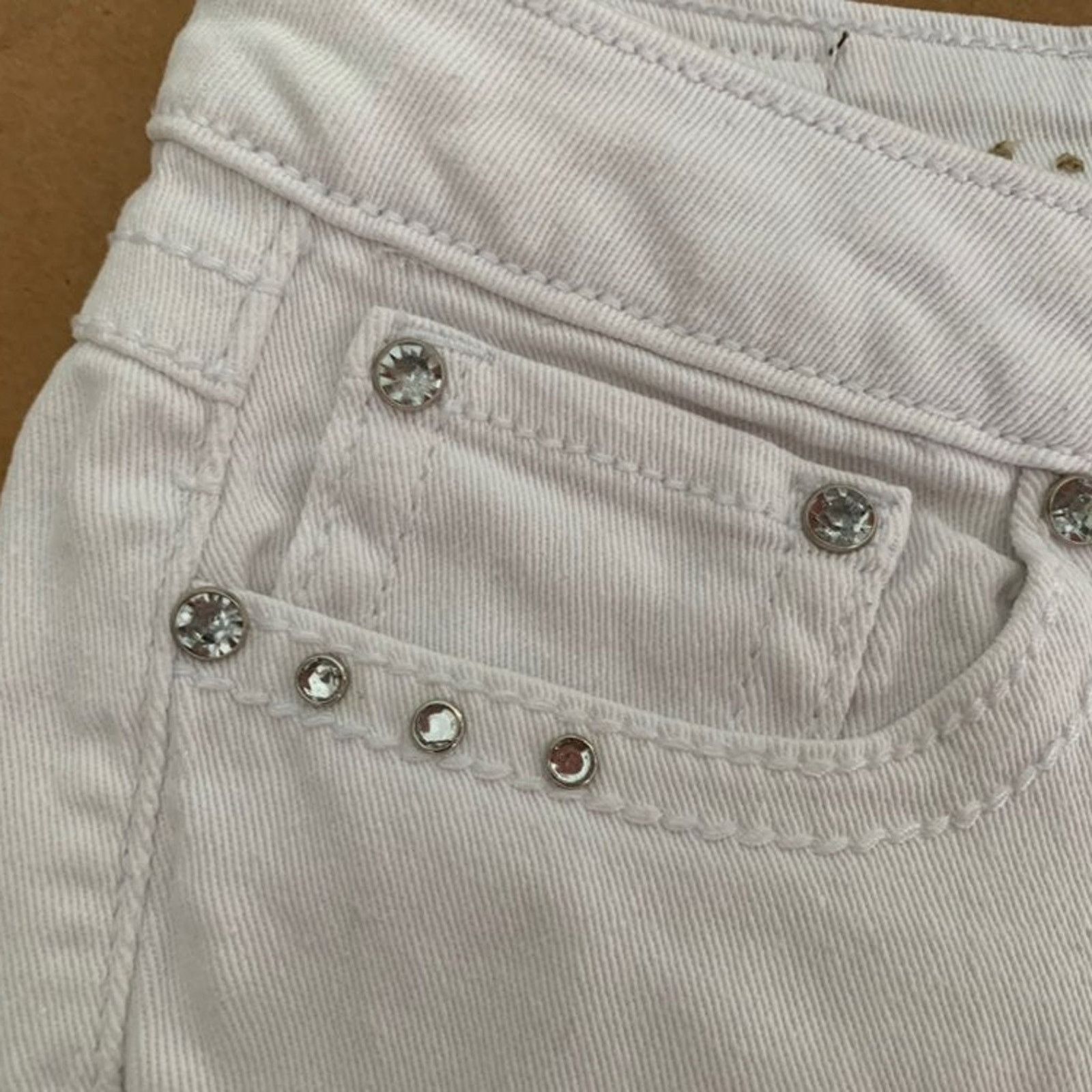 Other Earl Jeans Women's Size 6 Denim Shorts White Diamond Studs Size 28" / US 6 / IT 42 - 5 Thumbnail