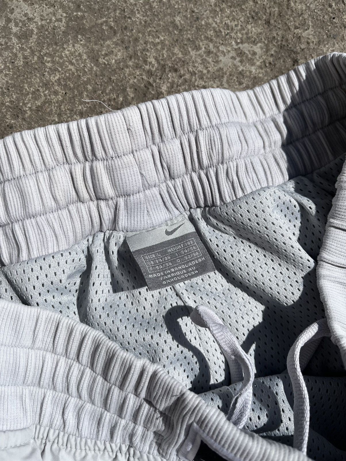 Nike 🌫️NIKE FLIGHT VINTAGE PARACHUTE NYLON PANTS Size US 33 - 7 Thumbnail