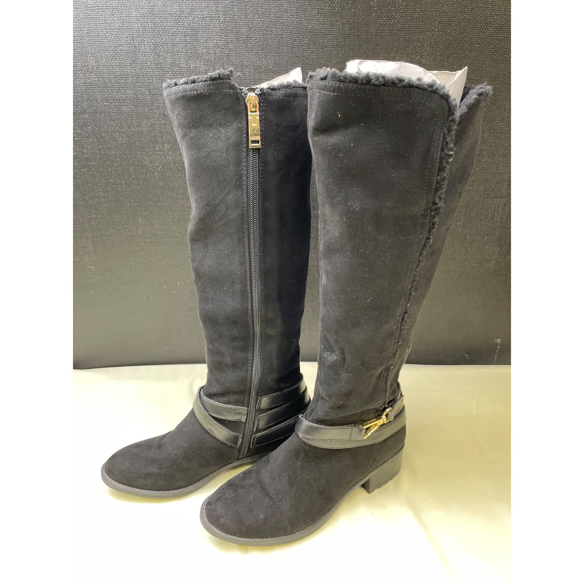 Tommy Hilfiger Tommy Hilfiger Women's Black Riding Boots/ Shoes Zipper side Size US 6 / IT 36 - 1 Thumbnail