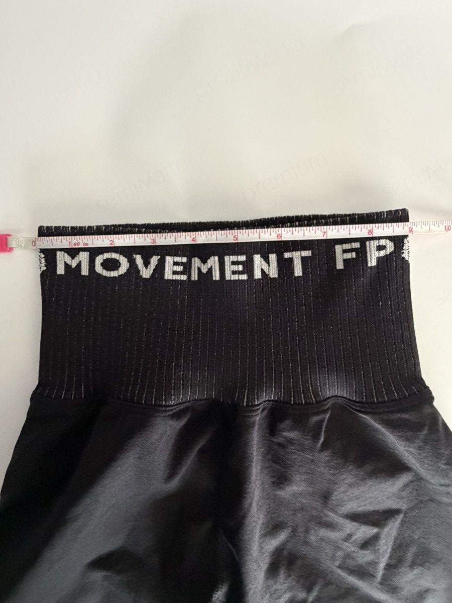 Free People FP Movement Bike Shorts - Black size XS/s Size 26" / US 2 / IT 38 - 5 Thumbnail