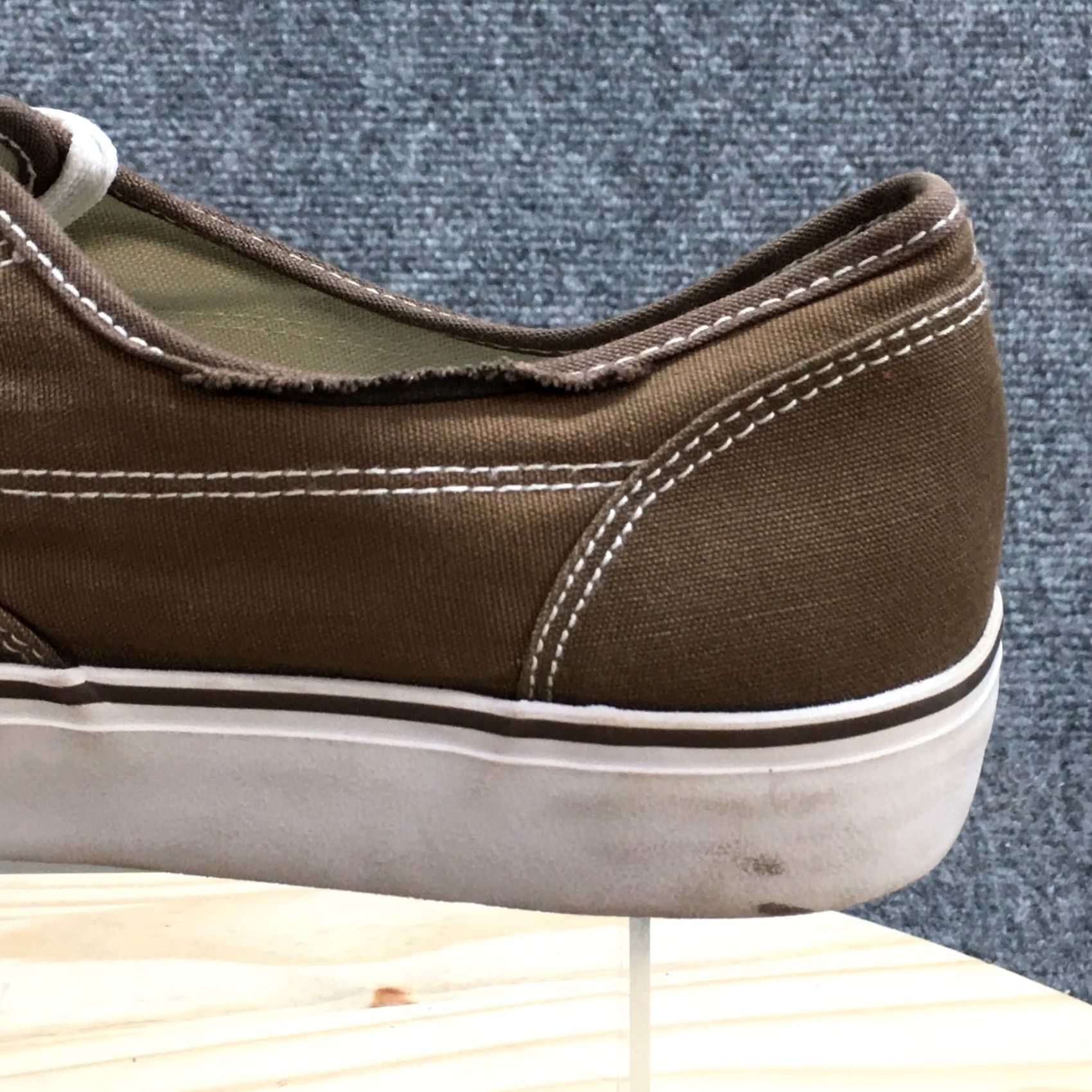 Mossimo Mossimo Supply Co Shoes Mens 12 Brown Canvas Lace Up Low Top Skate Sneakers Size US L / EU 52-54 / 3 - 4 Thumbnail