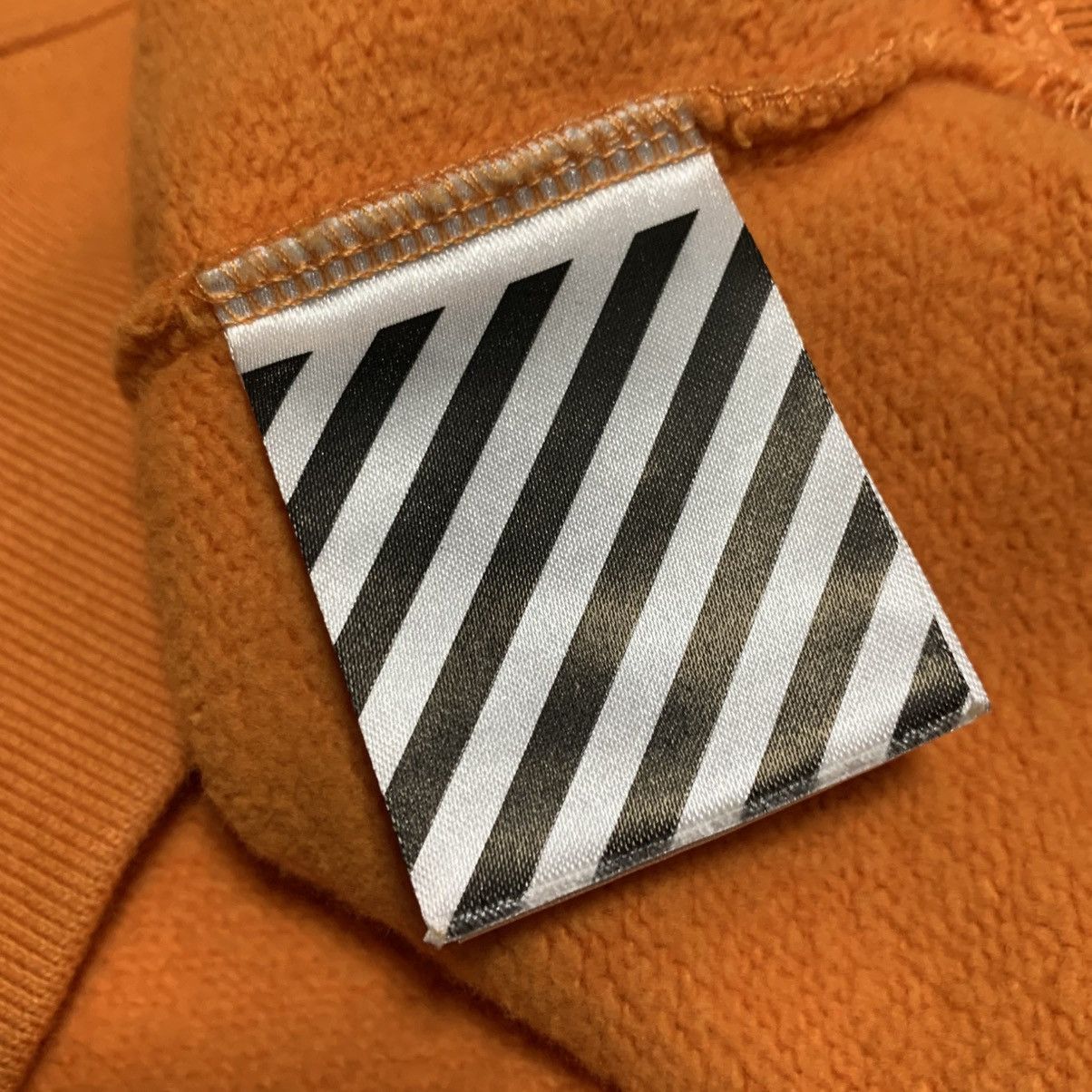 Off-White Off White Medium Arrows Graphic Orange Sweatshirt Crewneck Size US M / EU 48-50 / 2 - 7 Thumbnail