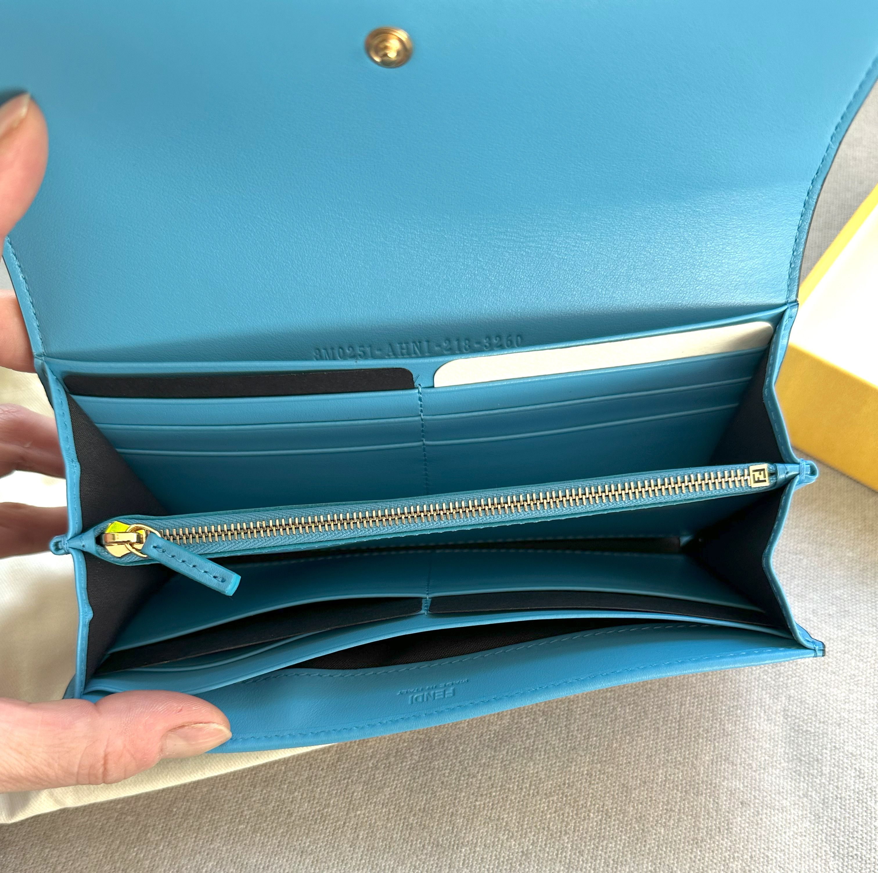 Fendi Fendi Roma continental wallet Size ONE SIZE - 4 Thumbnail