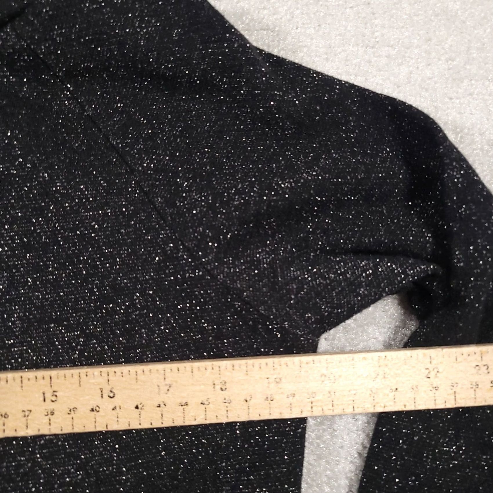 Vintage Christopher & Banks Sweatshirt Women's Medium Black Silver Glitter Cowlneck Pullover Knit Long Sleeve Kangaroo Pocket Drawstring Regular Vintage No Size M / US 6-8 / IT 42-44 - 7 Thumbnail