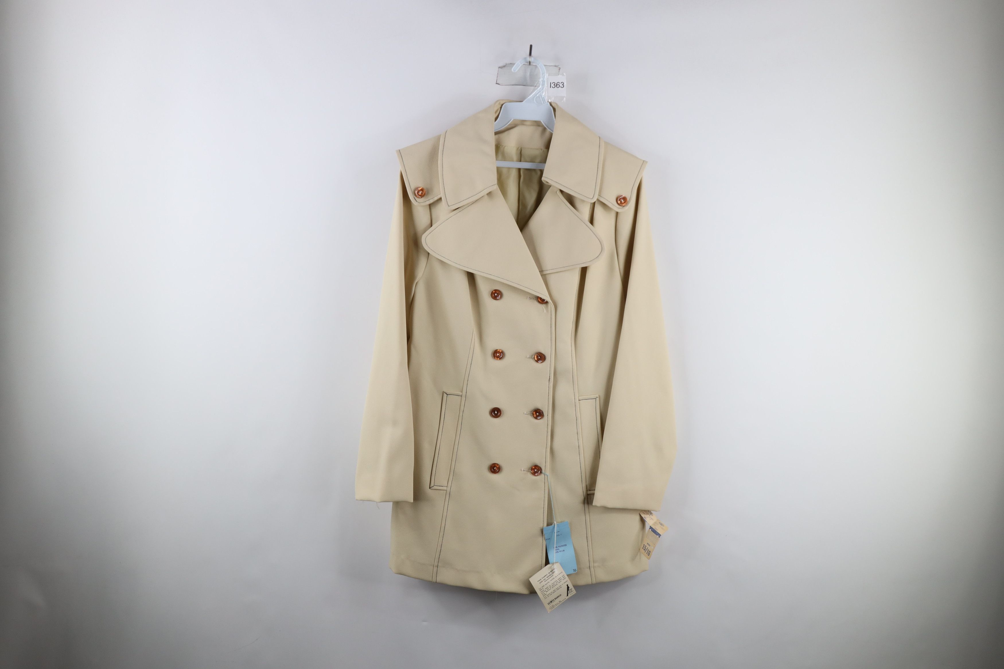 image of Deadstock Vintage 60S Streetwear Breasted Trench Coat Jacket in Beige, Women's (Size 2XL)