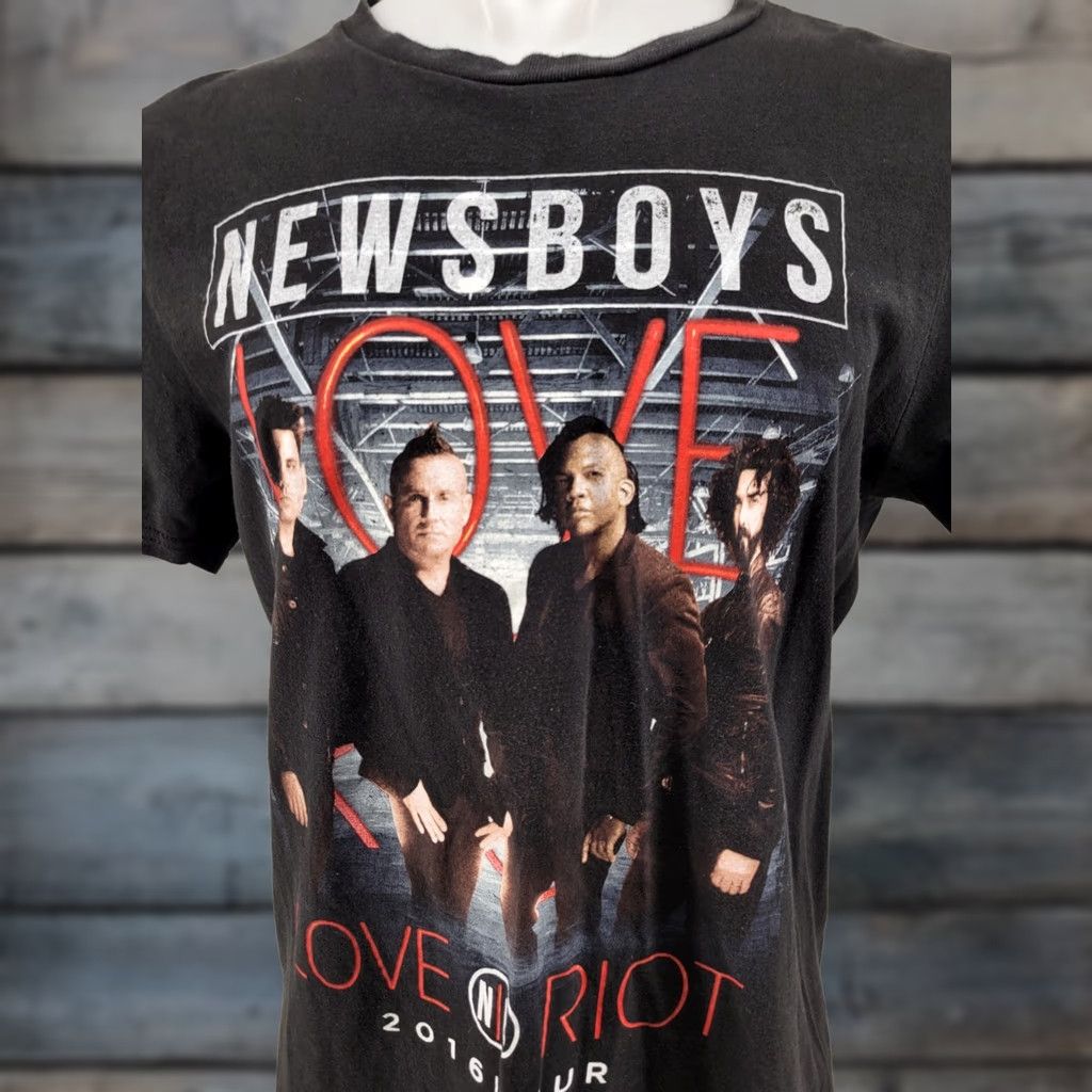 Vintage Newsboys Love Riot Tour 2016 T Shirt M Mens Black Size US M / EU 48-50 / 2 - 1 Thumbnail