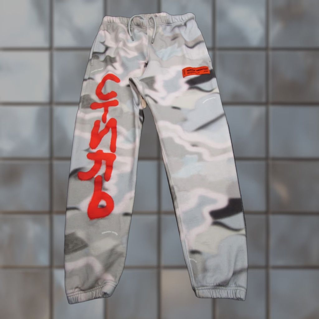 Heron Preston VINTAGE Heron Preston Jogger Pant Main Brand Gray Camo Sweatpants Mens Small Adult Regular S Cotton Fleece Elastic Drawstring 100% Cotton 28in Mens Size US 29 - 1 Thumbnail