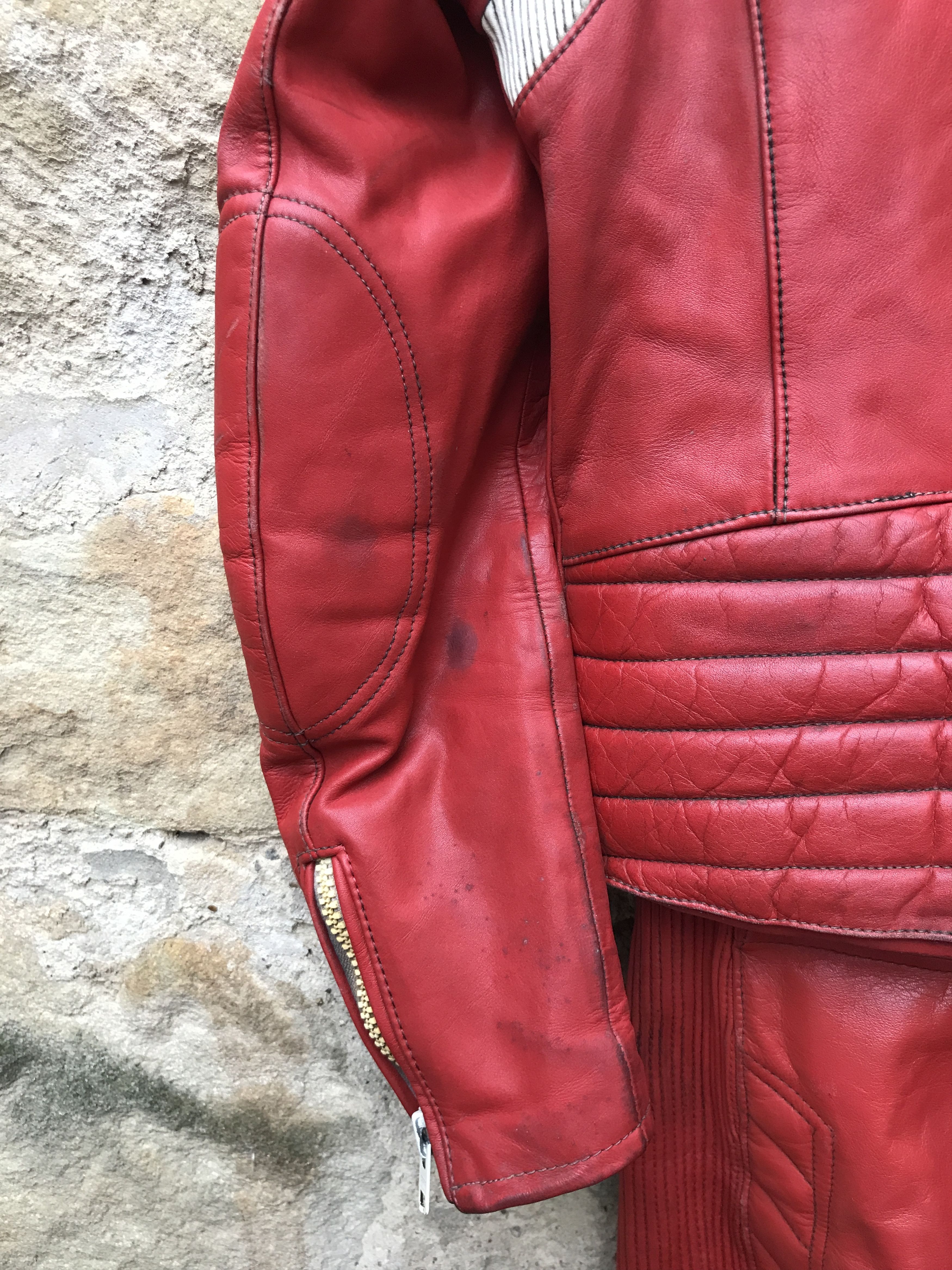 Vintage 80s Twin Track Distressed Leather Biker Jacket / Racing Suit Size US M / EU 48-50 / 2 - 19 Thumbnail