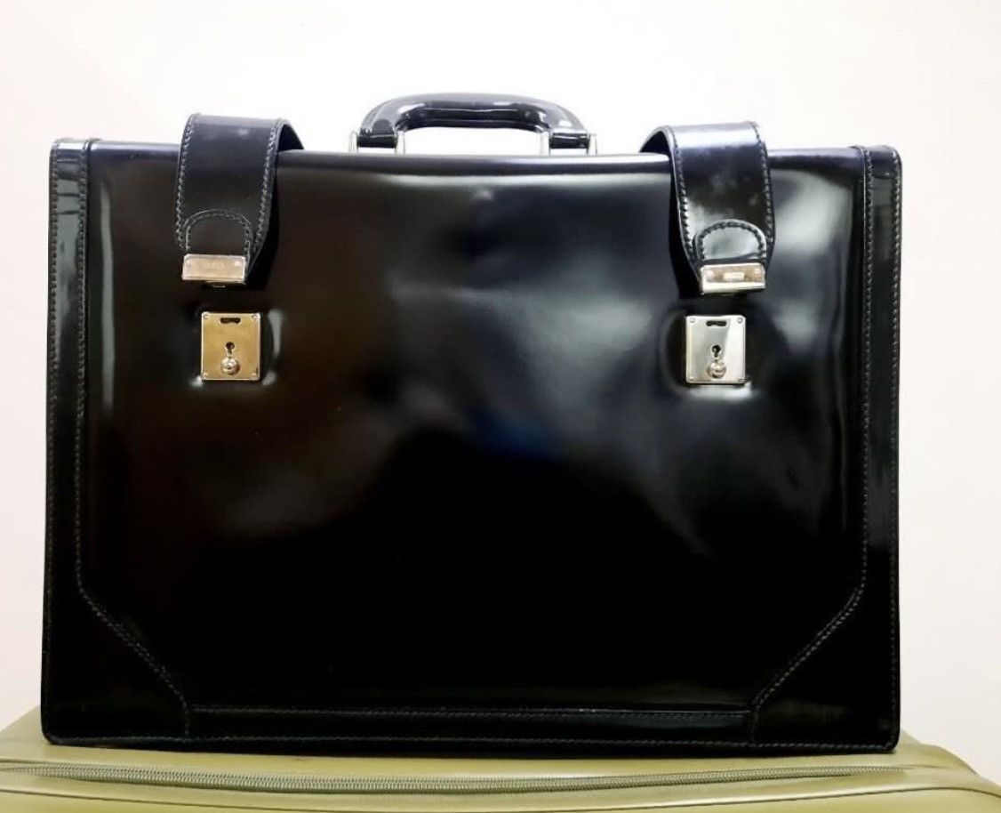 GUCCI PATENT LEATHER BRIEFCASE BOX